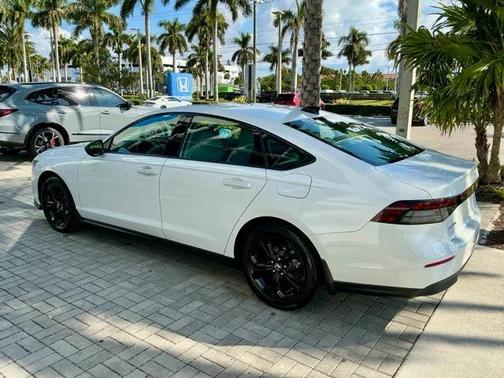 2025 Honda Accord Sport SE 1.5T