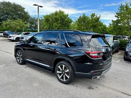 2025 Honda Pilot Elite