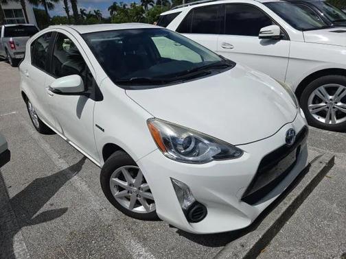 2015 Toyota Prius c Three