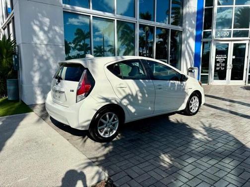 2015 Toyota Prius c Three