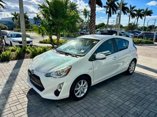 2015 Toyota Prius c Three