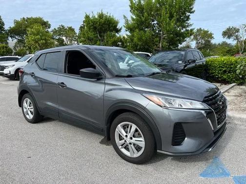 2022 Nissan Kicks S