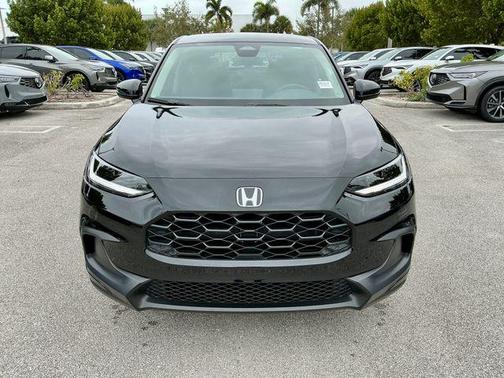 Crystal Black Pearl 2026 Honda HR-V LX