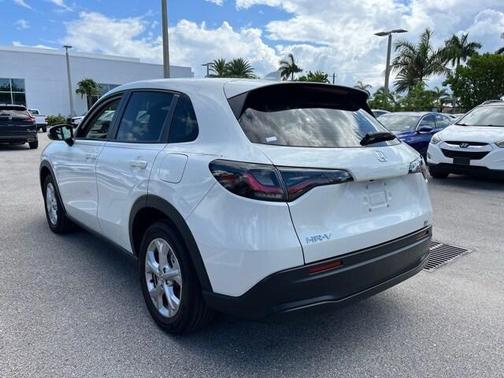 2023 Honda HR-V LX