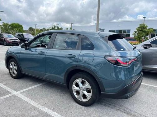 2023 Honda HR-V LX