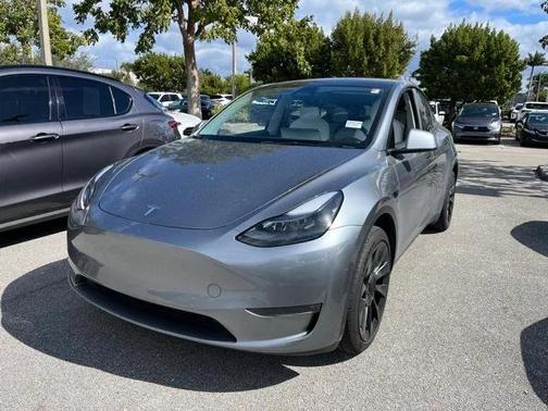 2024 Tesla Model Y Long Range Dual Motor All-Wheel Drive