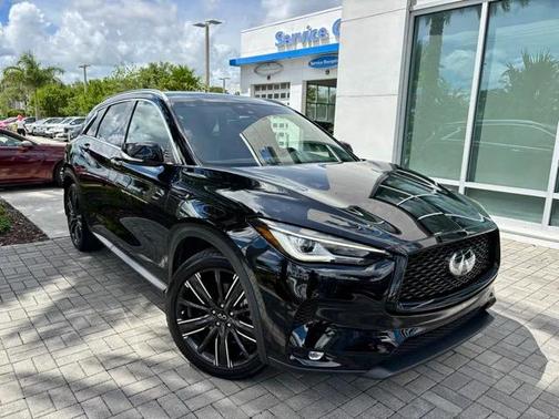 2022 INFINITI QX50 LUXE