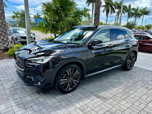 2022 INFINITI QX50 LUXE