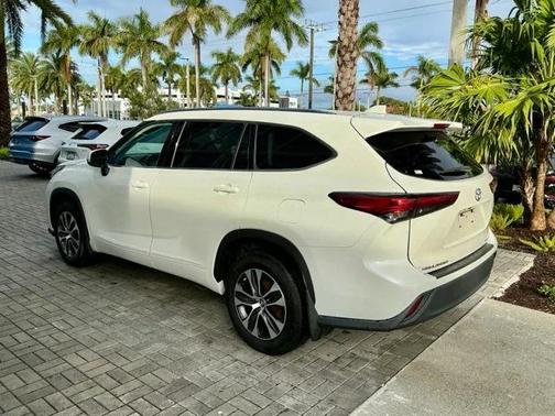 2020 Toyota Highlander XLE