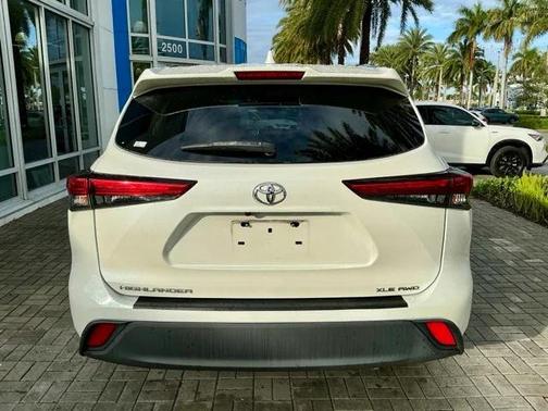 2020 Toyota Highlander XLE