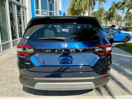 2023 Honda Pilot AWD EX-L 7 Passenger