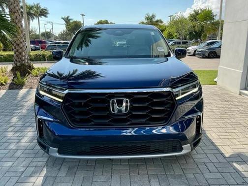 2023 Honda Pilot AWD EX-L 7 Passenger