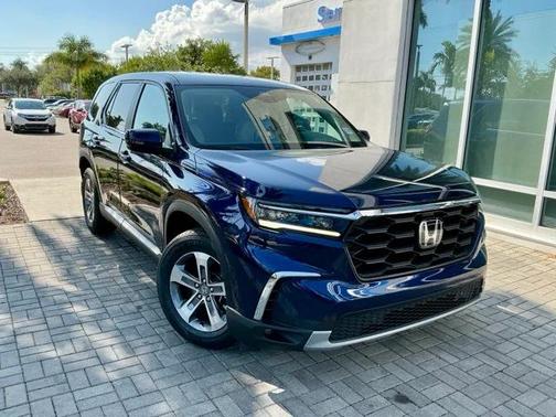 2023 Honda Pilot AWD EX-L 7 Passenger