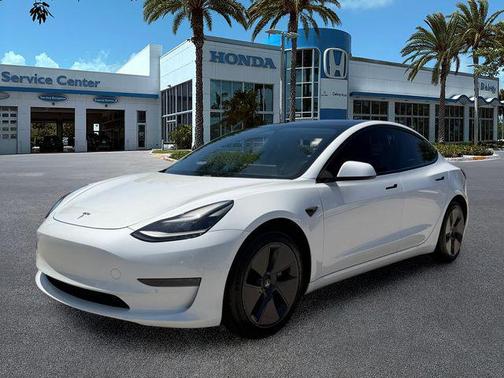 Pearl White Multi-Coat 2021 Tesla Model 3 Standard Range Plus