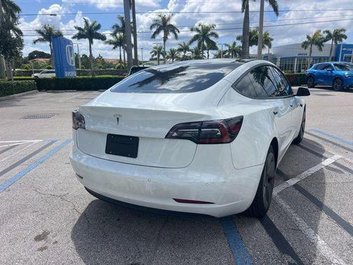 Pearl White Multi-Coat 2021 Tesla Model 3 Standard Range Plus