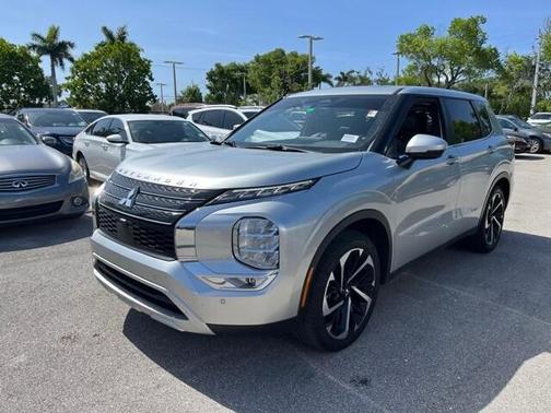 2024 Mitsubishi Outlander SE 2.5 2WD