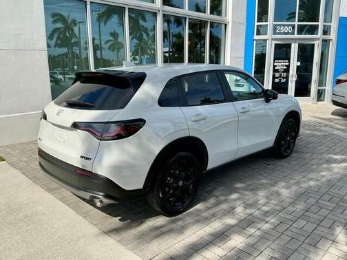 2023 Honda HR-V 2WD Sport