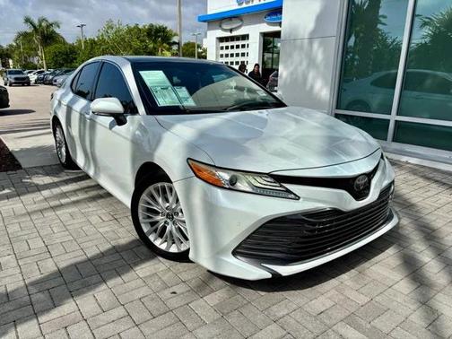 2018 Toyota Camry XLE
