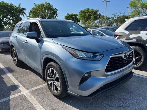 2020 Toyota Highlander XLE