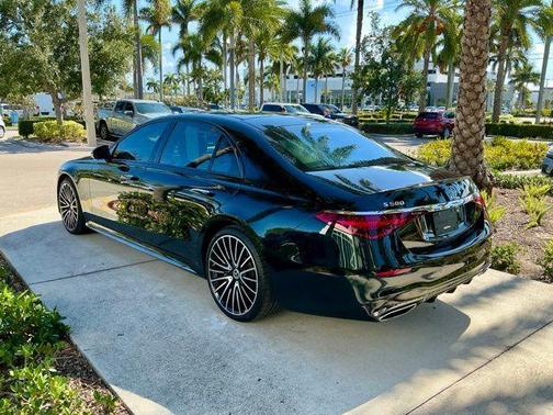 Emerald Green Metallic 2023 Mercedes-Benz S-Class 4MATIC