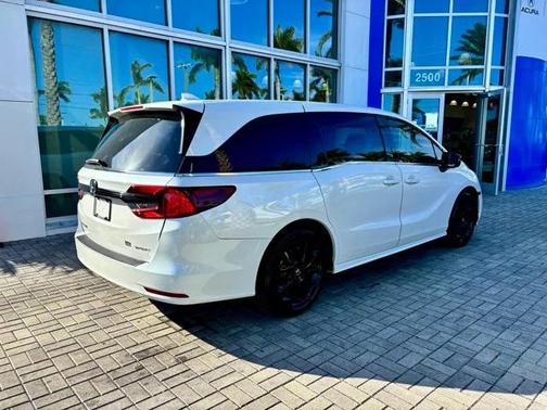 2024 Honda Odyssey Sport