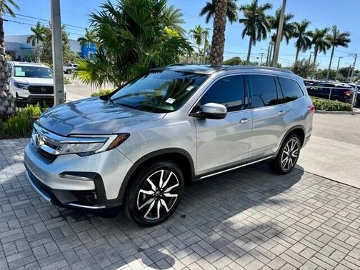 2022 Honda Pilot AWD Elite
