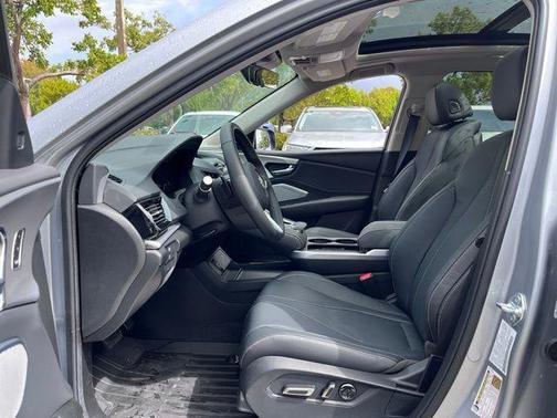 Platinum White Pearl 2026 Acura RDX Technology Package