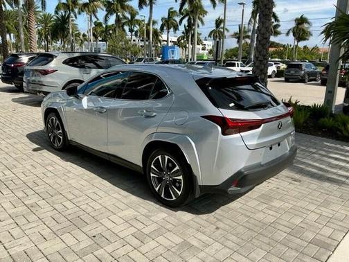 2024 Lexus UX 250h Base