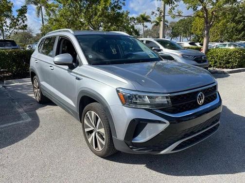 2022 Volkswagen Taos 1.5T SE