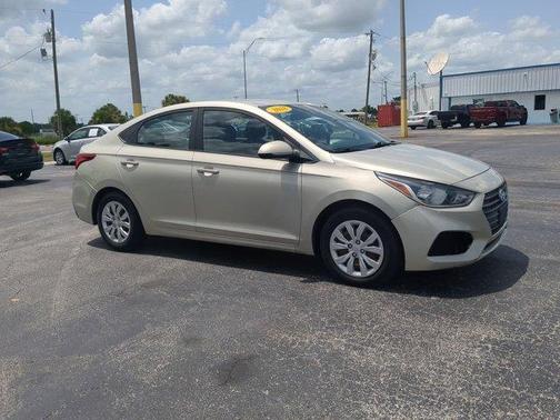 2018 Hyundai Accent SE