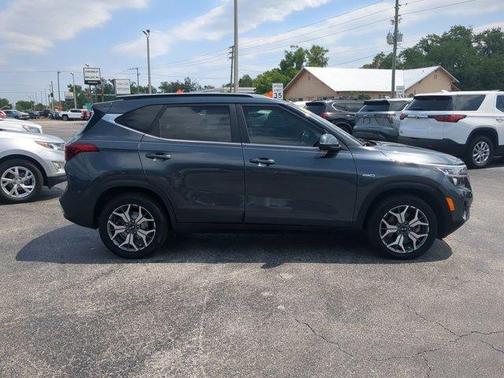2021 Kia Seltos EX