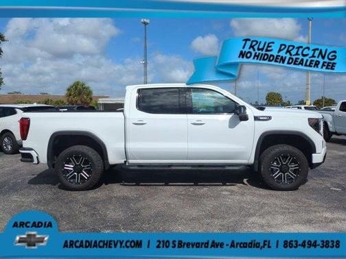 Summit White 2024 GMC Sierra 1500 AT4