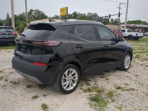 2022 Chevrolet Bolt EUV LT