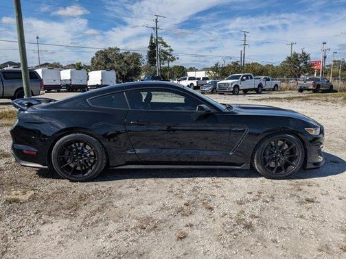 2019 Ford Shelby GT350 Base