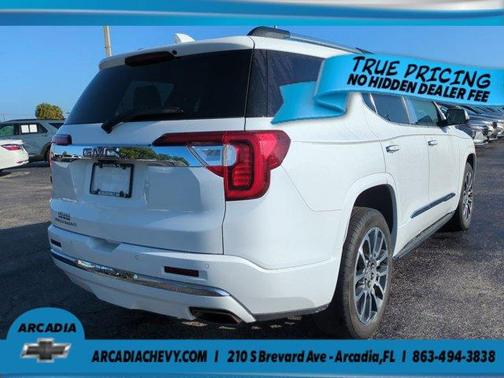 Summit White 2021 GMC Acadia Denali