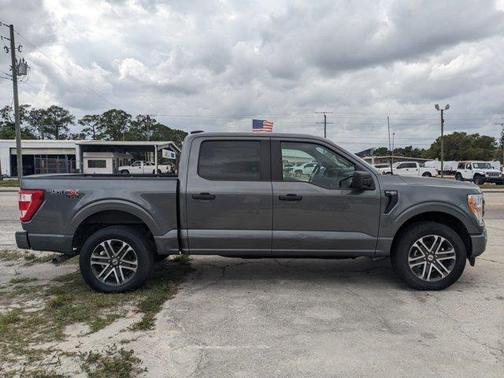 2022 Ford F-150 SXT
