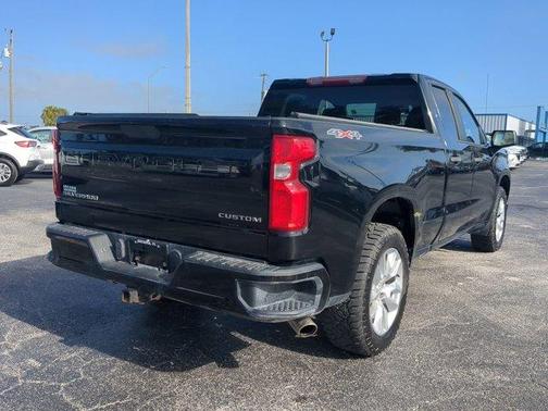 2020 Chevrolet Silverado 1500 Custom