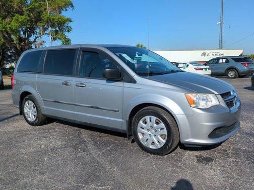 Billet Silver Metallic Clearcoat 2014 Dodge Grand Caravan AVP/SE