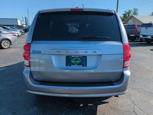 Billet Silver Metallic Clearcoat 2014 Dodge Grand Caravan AVP/SE