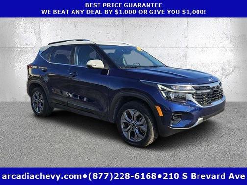 Dark Ocean Blue / White Roof 2024 Kia Seltos S