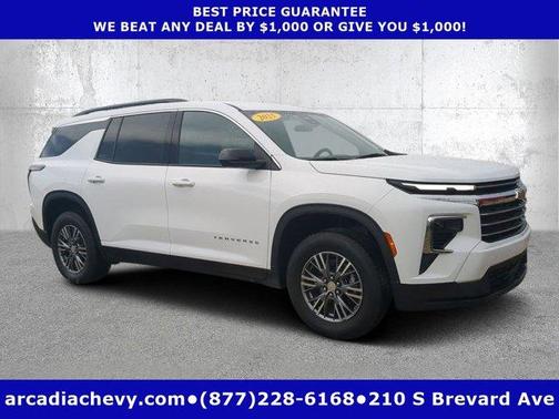 2025 Chevrolet Traverse LT