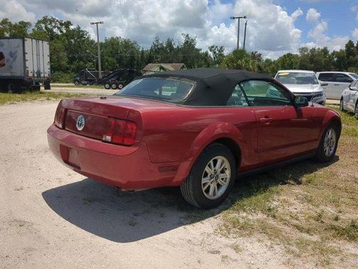 2008 Ford Mustang Deluxe