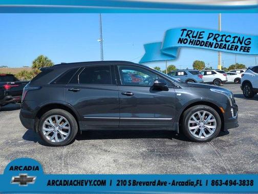 Manhattan Noir Metallic 2020 Cadillac XT5 Sport