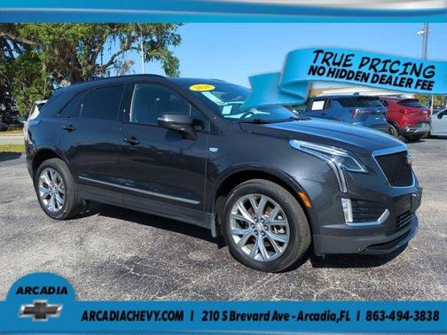 Manhattan Noir Metallic 2020 Cadillac XT5 Sport