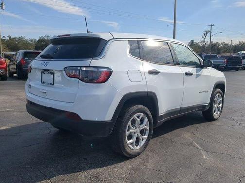 2024 Jeep Compass Sport