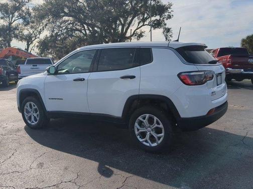 2024 Jeep Compass Sport