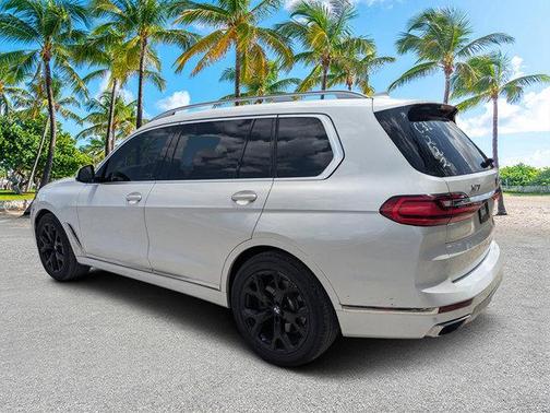 2020 BMW X7 xDrive40i