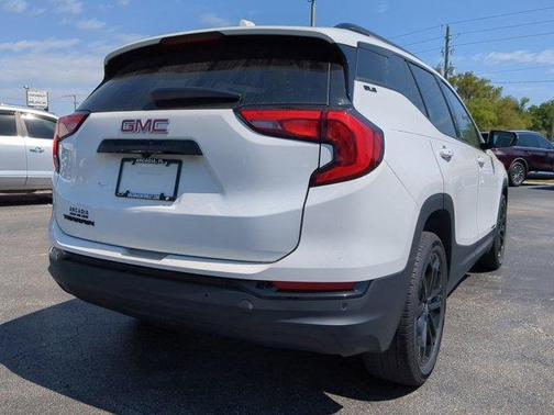 2021 GMC Terrain SLE