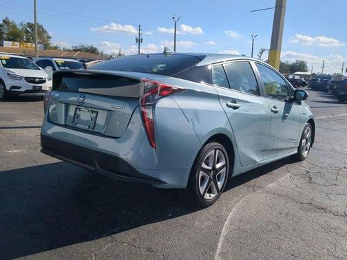 2016 Toyota Prius Four