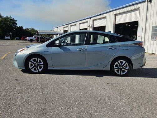 2016 Toyota Prius Four